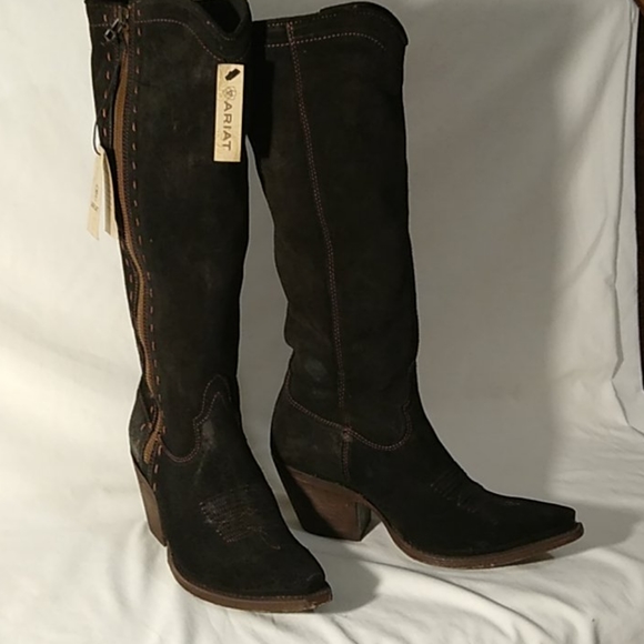 ariat suede cowboy boots